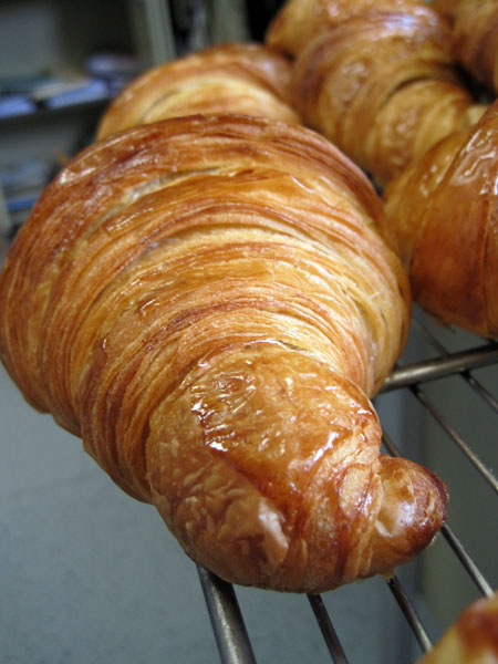 Beau et bon croissant, Amandio PIMENTA