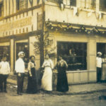 dupont-avec-un-the-photo-de-famille