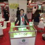 Decollogne-stand-337×450