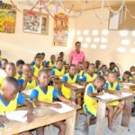 livres-scolaires-cote-d-ivoire_deco-relief-210×210
