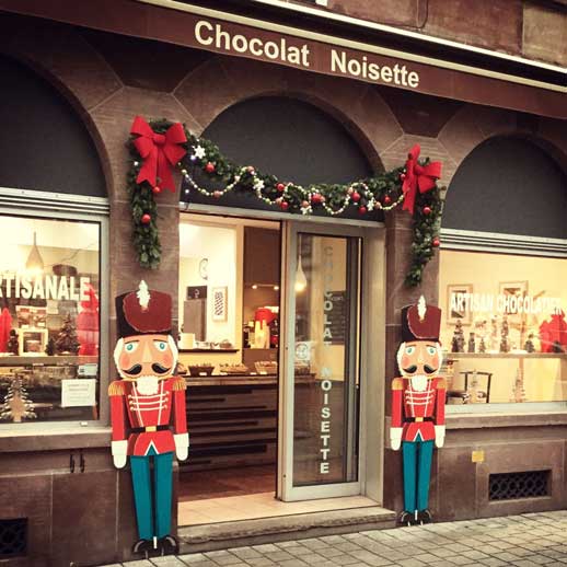Une famille « Chocolat noisette » à Strasbourg, équipée par DOMACHOC