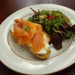 Café de la Poste, Edimbourg – Tartine saumon salade