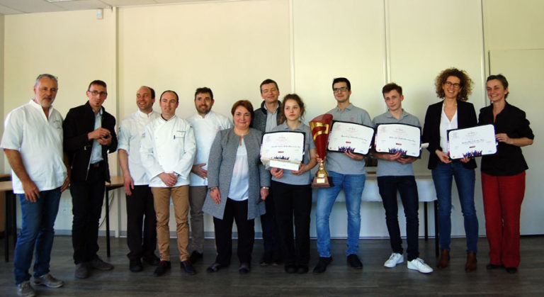 Remise des prix aux vainqueurs de la 6e Coupe de France des Ecoles