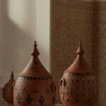 Des œufs de Pâques de Jean LACHENAL et inspiré des jarres marocaines.