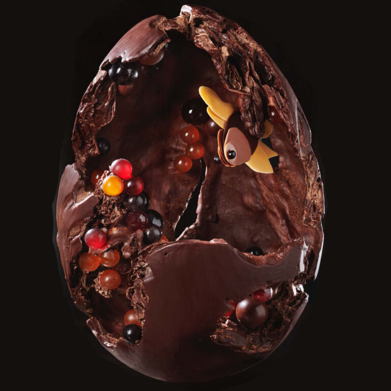 Pâques 2024 : L’École Valrhona dévoile « Abysse »