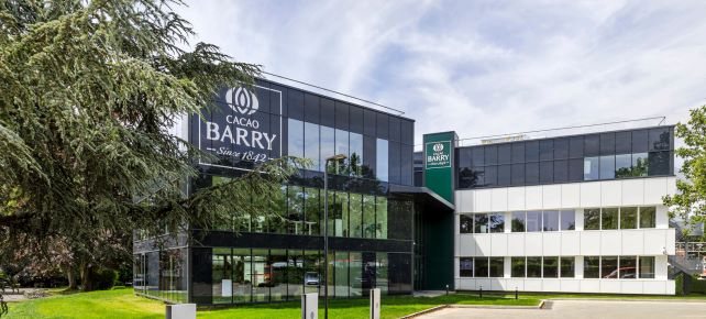 Cacao Barry® célèbre la rénovation de son site historique