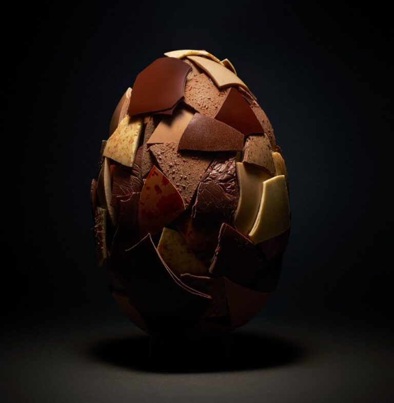 Un Œuf, treize chefs : Valrhona mise sur la force du collectif pour Pâques 2025