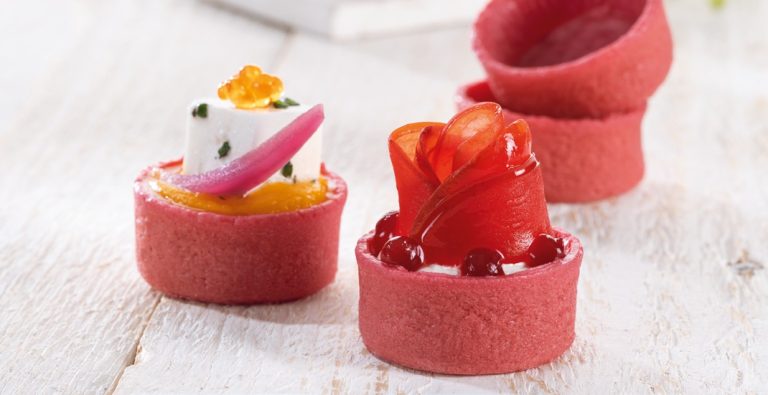 St Michel Professionnel présente des créations roses pour les célébrations